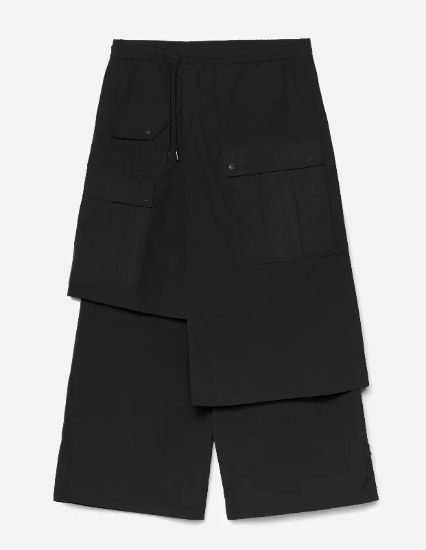 Men's cargo pants with a utility loop for hanging tools or accessoriesAdjustable - Waist and Cuff Men Cargo Pants for a Perfect Fit in All Situations5283 Asym Cargo Hakama Pants WR Black Men's cargo pants with a utility loop for hanging tools or accessoriesAdjustable - Waist and Cuff Men Cargo Pants for a Perfect Fit in All Situations5283 Asym Cargo Hakama Pants WR Black