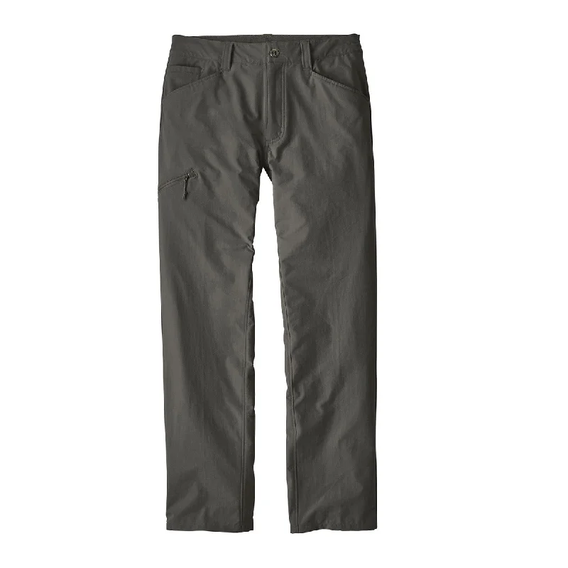 Men's pastel colored casual cotton pants for a spring - friendly styleSuspender - Ready Men Casual Pant for a Vintage and Dapper StyleMen's Quandary Pants - Short Men's pastel colored casual cotton pants for a spring - friendly styleSuspender - Ready Men Casual Pant for a Vintage and Dapper StyleMen's Quandary Pants - Short