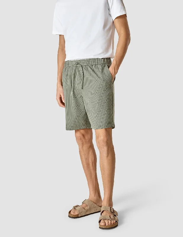 Men's floral print silk blend shorts for a unique night - out lookButton - Fly Men Shorts with a Traditional and Timeless DesignTech Linen Elastic Shorts Green Pinstripe Men's floral print silk blend shorts for a unique night - out lookButton - Fly Men Shorts with a Traditional and Timeless DesignTech Linen Elastic Shorts Green Pinstripe