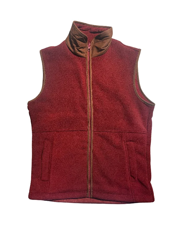 Plus - size men vest with an extended length for a comfortable fitLinen Men Waistcoat for a Breathable and Summer - Friendly OptionAYLSHAM RED FLEECE GILET Plus - size men vest with an extended length for a comfortable fitLinen Men Waistcoat for a Breathable and Summer - Friendly OptionAYLSHAM RED FLEECE GILET