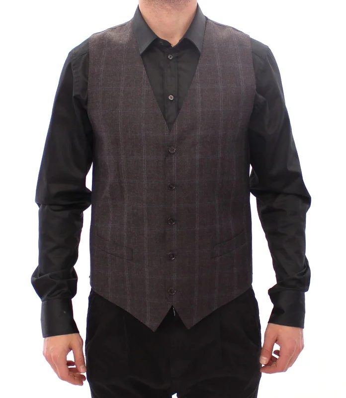 Tweed men waistcoats with a traditional herringbone pattern for a classic lookButton - Front Men Waistcoat with High - Quality ButtonsDolce & Gabbana Brown Check Wool Single Breasted Men's Vest Tweed men waistcoats with a traditional herringbone pattern for a classic lookButton - Front Men Waistcoat with High - Quality ButtonsDolce & Gabbana Brown Check Wool Single Breasted Men's Vest
