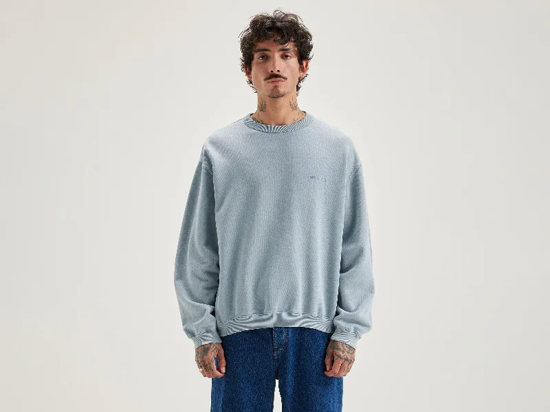 Fleece - lined men sweatshirt for extra warmth in winterRaglan - Sleeve Men Sweatshirt for Enhanced MobilityFabien crew-neck sweatshirt (242 / M / CHAMBRAY) Fleece - lined men sweatshirt for extra warmth in winterRaglan - Sleeve Men Sweatshirt for Enhanced MobilityFabien crew-neck sweatshirt (242 / M / CHAMBRAY)