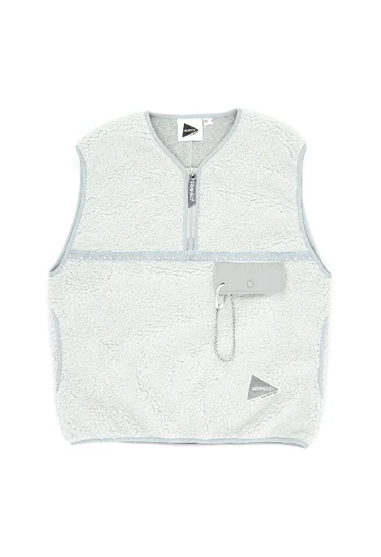 Men fleece tracksuits for athletic training sessionsHalf - Zip Men Fleece with a Sporty and Stylish LookGramicci x And Wander JQ Tape Fleece Vest - Light Gray Men fleece tracksuits for athletic training sessionsHalf - Zip Men Fleece with a Sporty and Stylish LookGramicci x And Wander JQ Tape Fleece Vest - Light Gray
