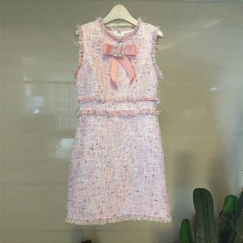 Ball Gown Women Dress with a Full Skirt for a Princess - like Look Ball Gown Women Dress with a Full Skirt for a Princess - like Look Designer Women Tweed Party Vest Dress Women's Autumn Winter Pink Diamonds Bow Tassel Luxury Sleeveless Slim Dress