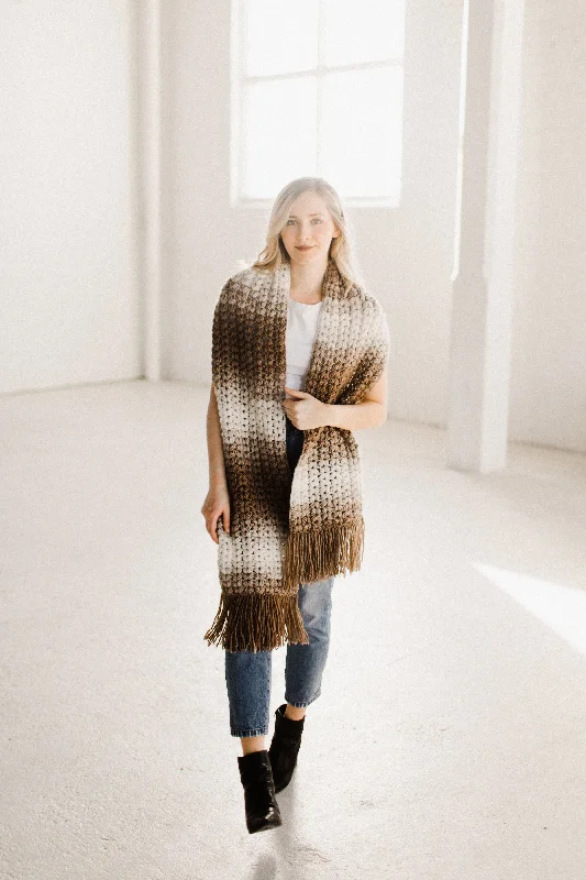 Pashmina scarf with a fringed edge for a bohemian lookCrochet Kit - Puffed Up Fringe Scarf Pashmina scarf with a fringed edge for a bohemian lookCrochet Kit - Puffed Up Fringe Scarf