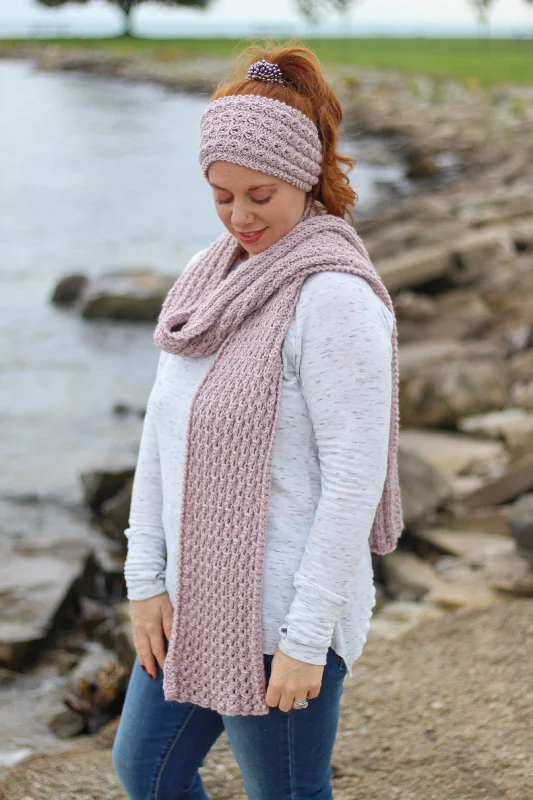 Wool blend scarf with a cable knit texture for a traditional appealKnit Kit - Faux Cable Knit Headband & Scarf Wool blend scarf with a cable knit texture for a traditional appealKnit Kit - Faux Cable Knit Headband & Scarf