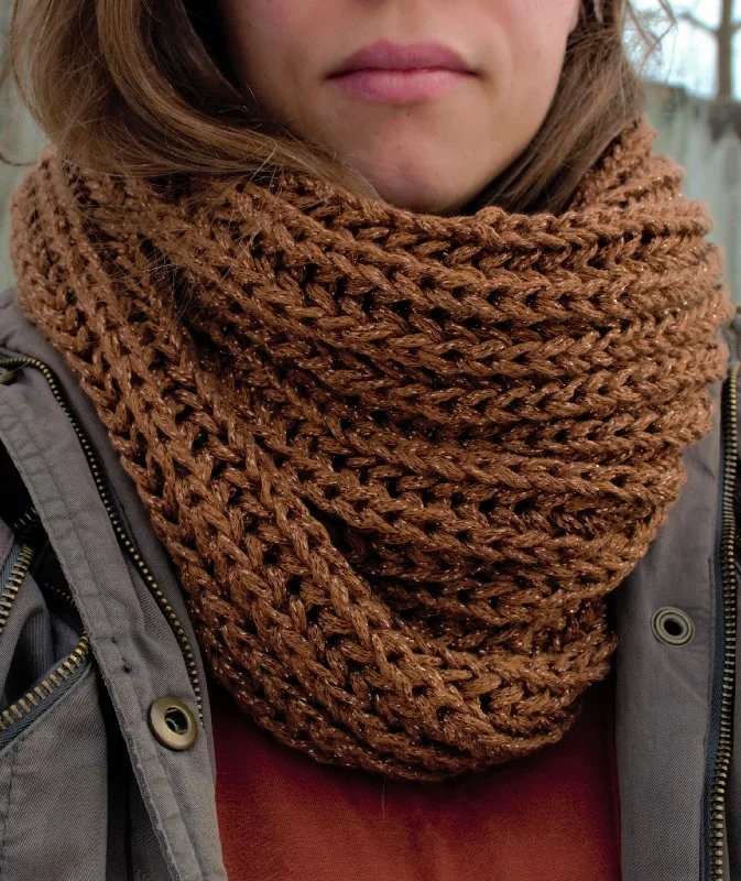 Wool blend scarf with a cable knit texture for a traditional appealKnit Kit - Sequoia Scarf Wool blend scarf with a cable knit texture for a traditional appealKnit Kit - Sequoia Scarf