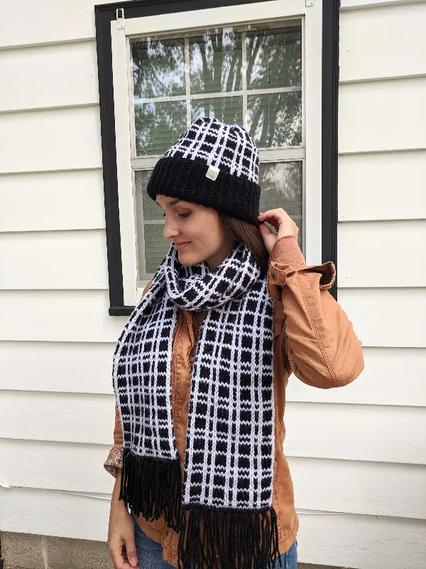 Polyester scarf with a moisture - wicking property for sportsKnit Kit - Tartan Plaid Beanie Lite & Tartan Plaid Scarf Polyester scarf with a moisture - wicking property for sportsKnit Kit - Tartan Plaid Beanie Lite & Tartan Plaid Scarf