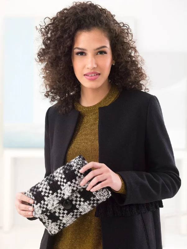 Linen scarf with a natural, breezy feel for outdoor activitiesMichael's Discover Class Woven Clutch (Knit) Linen scarf with a natural, breezy feel for outdoor activitiesMichael's Discover Class Woven Clutch (Knit)