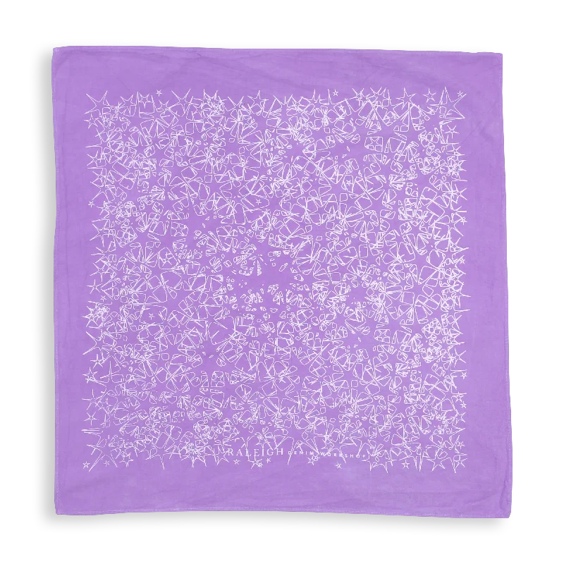 Men's Jeans with a Cargo - Inspired Knee Pocket for Extra StorageBandana | Starry Stars - Orchid Men's Jeans with a Cargo - Inspired Knee Pocket for Extra StorageBandana | Starry Stars - Orchid
