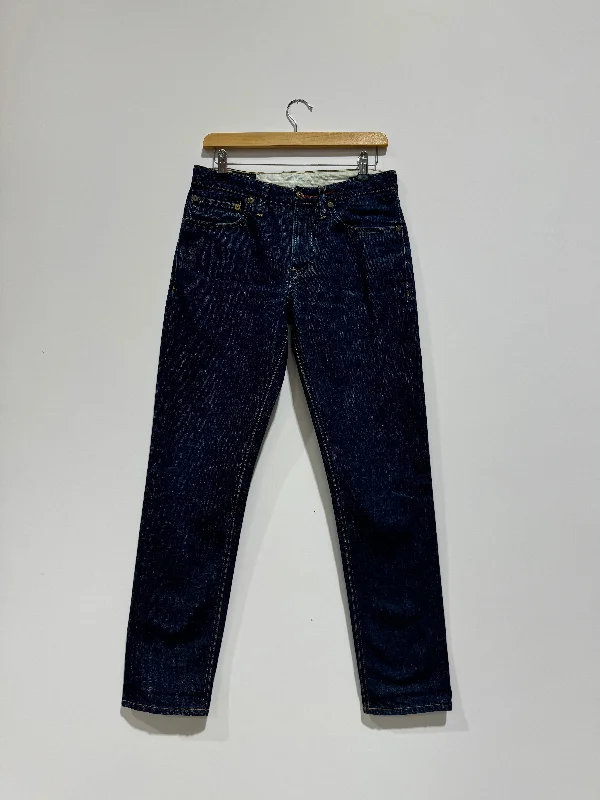 Men's Colored Jeans in Burgundy for a Bold and Fashion - Forward LookDJB0115 - SlimR - W30 L30 Men's Colored Jeans in Burgundy for a Bold and Fashion - Forward LookDJB0115 - SlimR - W30 L30