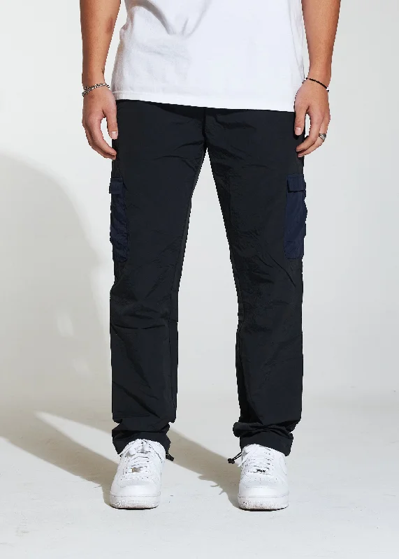Men's Stretch Jeans with a Moisture - Wicking Lining for Active LifestylesRowan Cargo Pant (Black) Men's Stretch Jeans with a Moisture - Wicking Lining for Active LifestylesRowan Cargo Pant (Black)
