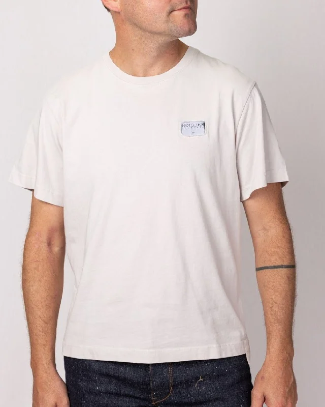 Men's Jeans with a Frayed Hem for a Casual and Effortless StyleSolid Label Tee | Parchment Men's Jeans with a Frayed Hem for a Casual and Effortless StyleSolid Label Tee | Parchment