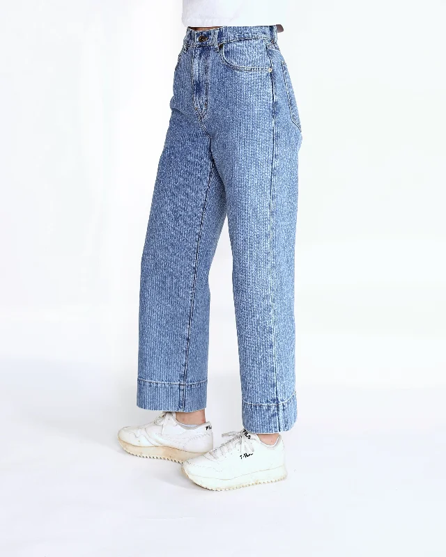 Plus Size Men's Bootcut Jeans with a Relaxed Waist for a Classic and Comfortable FitStokes | Station Stripe