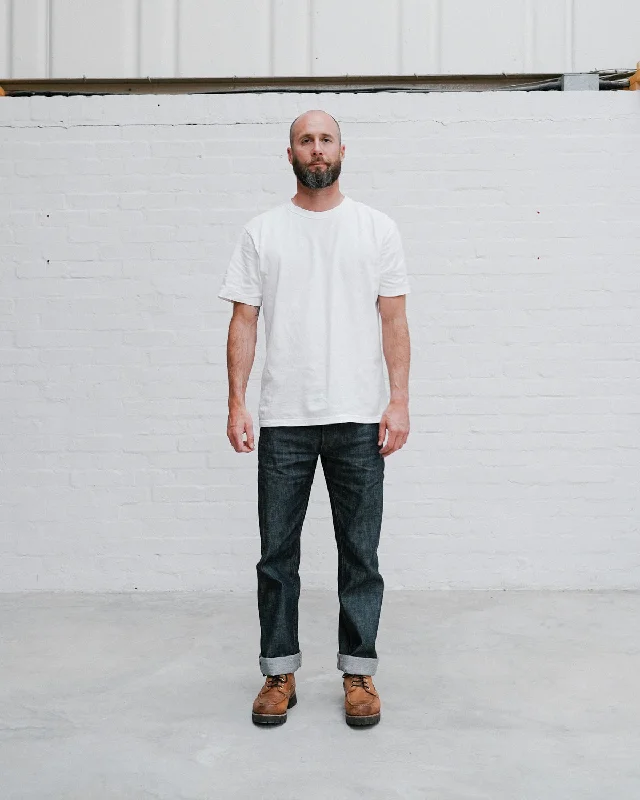 Men's Stretch Jeans with a Moisture - Wicking Lining for Active LifestylesThe V-Fit - Tapered Fit - Japanese Indigo Summer Weight Stretch Selvedge Men's Stretch Jeans with a Moisture - Wicking Lining for Active LifestylesThe V-Fit - Tapered Fit - Japanese Indigo Summer Weight Stretch Selvedge