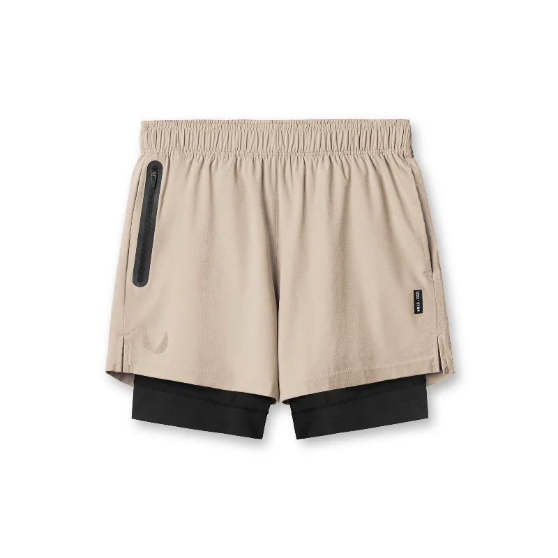 Men's elastic waistband lounge shorts for lazy weekends at home 0784. Ultralite™ 6" Liner Short - Beige/Black Men's elastic waistband lounge shorts for lazy weekends at home 0784. Ultralite™ 6" Liner Short - Beige/Black
