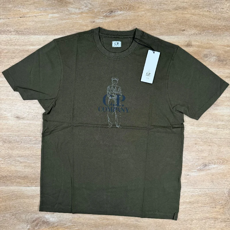 Men's UV - protection t - shirts for outdoor activities in the sunC.P. Company British Sailor T-Shirt in Ivy Green Men's UV - protection t - shirts for outdoor activities in the sunC.P. Company British Sailor T-Shirt in Ivy Green