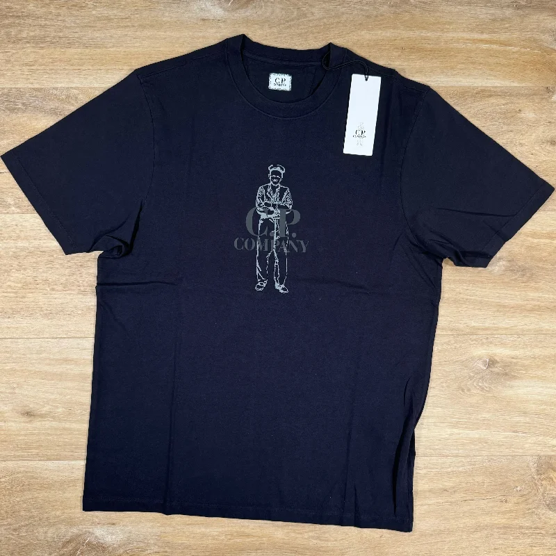 Men's short - sleeve linen t - shirts for summer beach outingsC.P. Company British Sailor T-Shirt in Navy Men's short - sleeve linen t - shirts for summer beach outingsC.P. Company British Sailor T-Shirt in Navy
