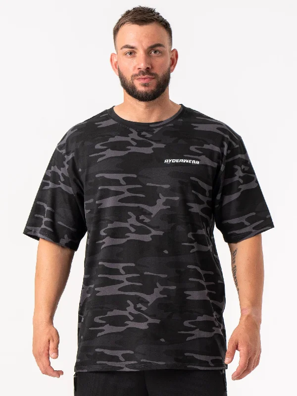 Men's short - sleeve linen t - shirts for summer beach outingsEnergy Oversized T-Shirt - Black Camo Men's short - sleeve linen t - shirts for summer beach outingsEnergy Oversized T-Shirt - Black Camo