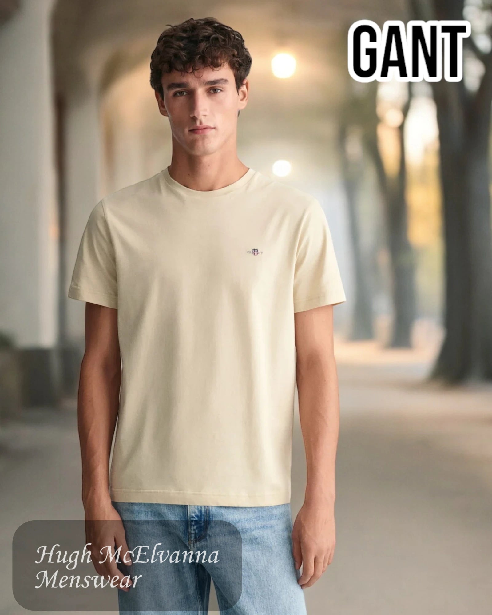 Men's button - front t - shirts with a unique artistic printGant Shield SLIM FIT T-Shirt Men's button - front t - shirts with a unique artistic printGant Shield SLIM FIT T-Shirt