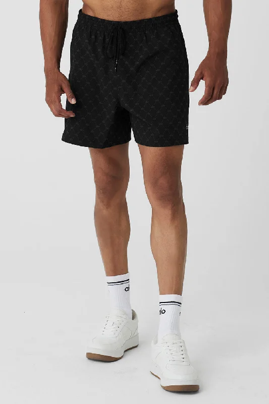 Men's ripped denim shorts for a trendy streetwear aesthetic 7'' Diamond Circuit Short - Black/Anthracite Men's ripped denim shorts for a trendy streetwear aesthetic 7'' Diamond Circuit Short - Black/Anthracite