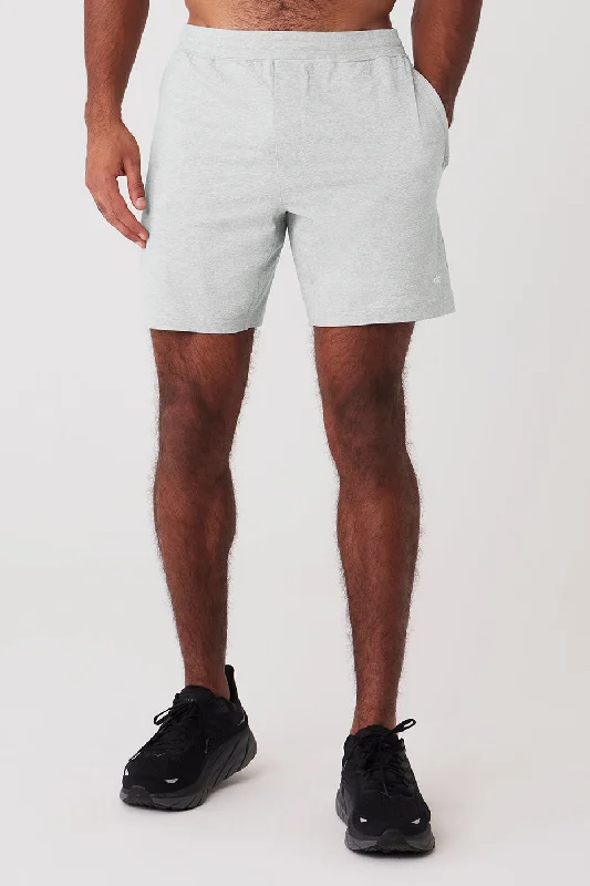 Men's plaid pattern wool blend shorts for a preppy fall style 7" Conquer React Performance Short - Athletic Heather Grey Men's plaid pattern wool blend shorts for a preppy fall style 7" Conquer React Performance Short - Athletic Heather Grey