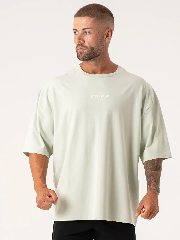 Men's lightweight performance t - shirts for running marathonsPursuit Oversized T-Shirt - Spearmint Stonewash Men's lightweight performance t - shirts for running marathonsPursuit Oversized T-Shirt - Spearmint Stonewash