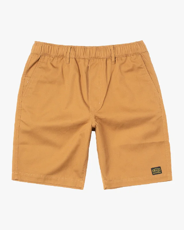 Men's camo print cargo shorts for outdoor adventures Dayshift Collection Americana 20" Shorts - Camel Men's camo print cargo shorts for outdoor adventures Dayshift Collection Americana 20" Shorts - Camel