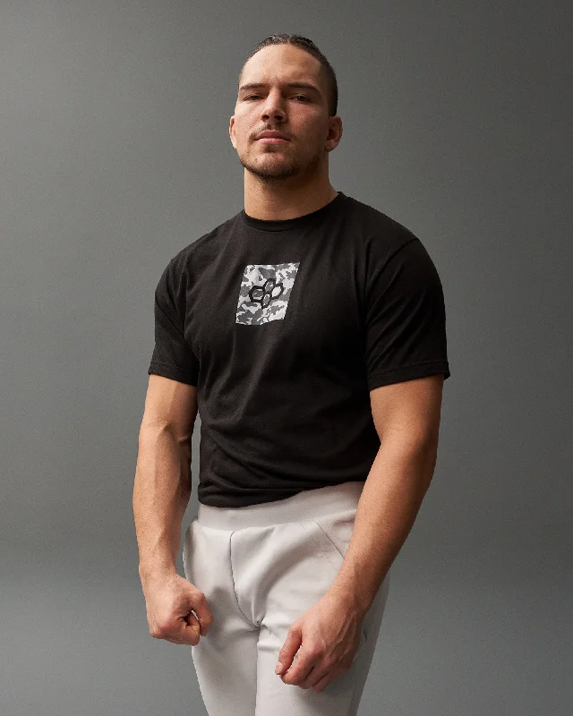 Men's polo t - shirts with a contrast collar for a preppy lookRUDIS Quadhex Stealth T-Shirt Men's polo t - shirts with a contrast collar for a preppy lookRUDIS Quadhex Stealth T-Shirt