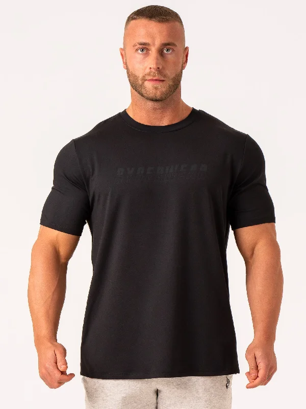 Men's polo t - shirts with a contrast collar for a preppy lookSoft Tech T-Shirt - Black Men's polo t - shirts with a contrast collar for a preppy lookSoft Tech T-Shirt - Black