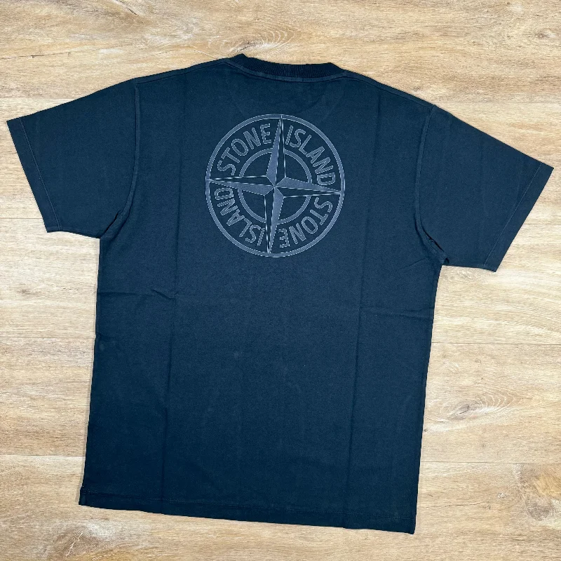 Men's printed Hawaiian t - shirts for tropical vacationsStone Island Reverse Graphic Logo T-Shirt in Navy Men's printed Hawaiian t - shirts for tropical vacationsStone Island Reverse Graphic Logo T-Shirt in Navy